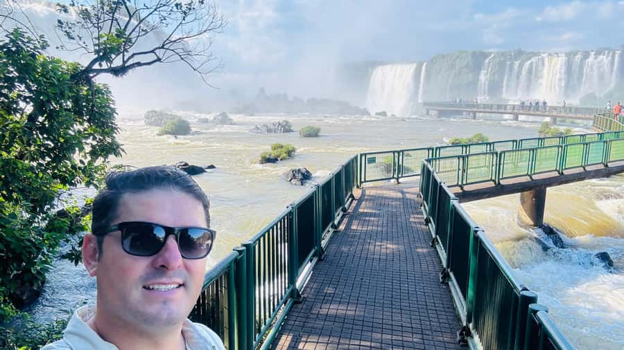 Iguassu Falls: Private Day Tour Brazil & Argentina - Why seeing both sides of Iguassu Falls matters