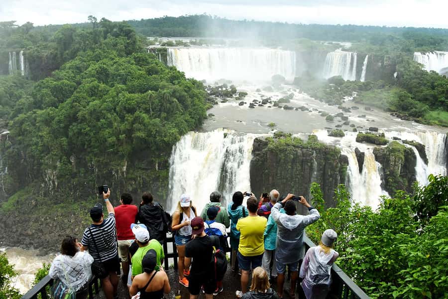Iguazu Falls: 2-Day Argentinian and Brazilian Iguazu Falls - Optional stops: boat rides and the Bird Park