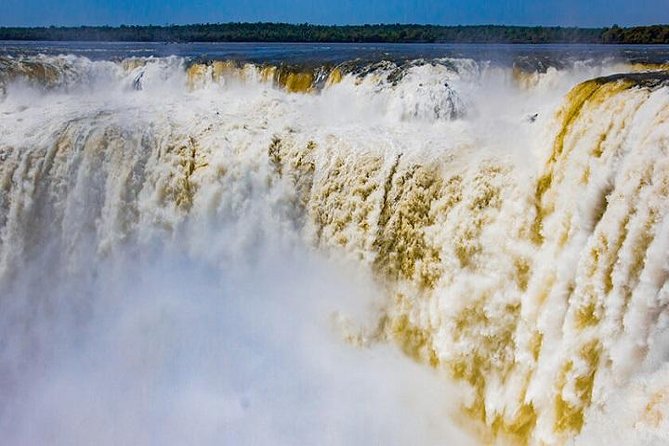 Iguazu Falls: Argentina and Brazil on the Same Day All Included - Four hours on the Argentine side