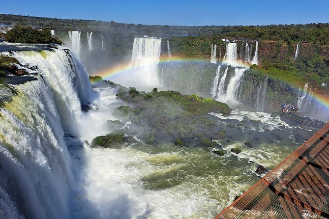 Iguazú Falls Private Day-tour on Both Brazillian & Argentinean - Why seeing both sides of Iguazú Falls matters