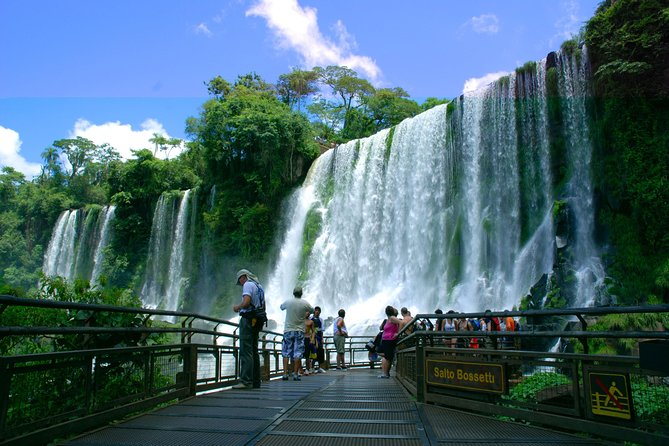 Iguazu Falls Tour Argentine Side - With Ticket - Why the Argentine side deserves your time