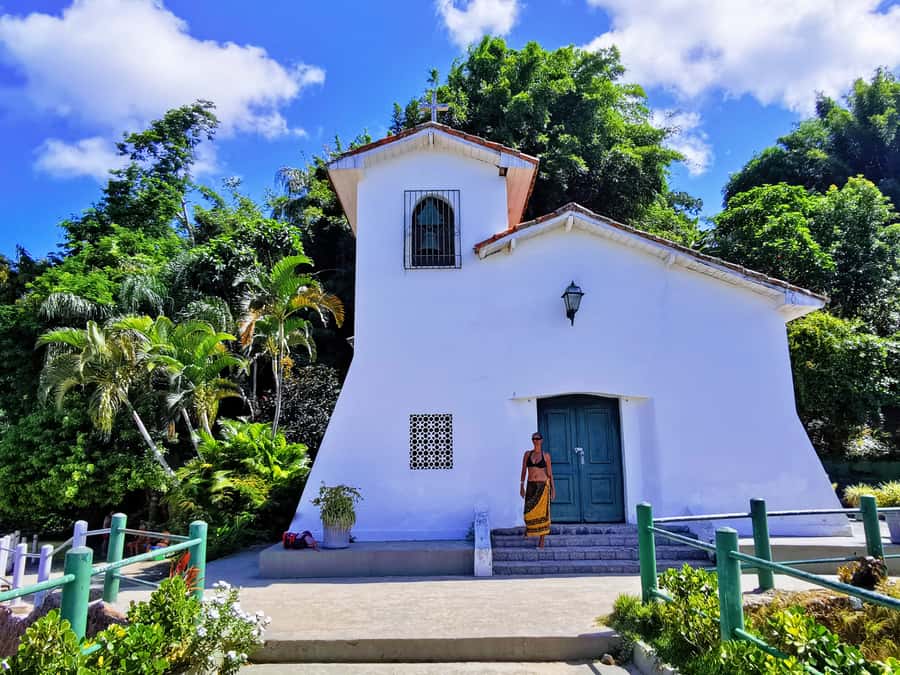 Ilha Grande: 7h Speedboat Tour of Paradise Islands - Cataguases offers the classic first swim