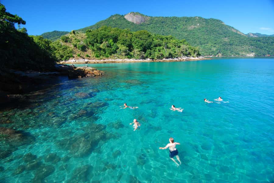 Ilha Grande: Blue Lagoon Schooner Tour - First stop: snorkeling at Lagoa Azul