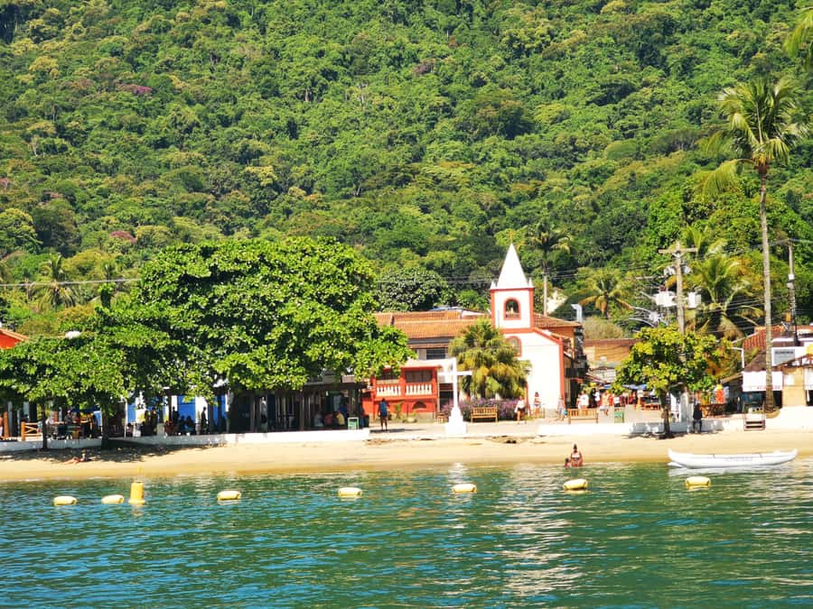 Ilha Grande: Private Hiking with Forest, Beaches & Waterfall - Starting in Vila do Abraão with Brazils past