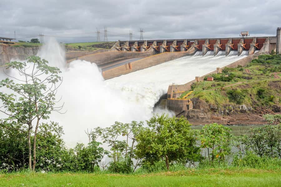 Itaipu Dam Tour with Admission Ticket from Foz do Iguaçu - The Visitor Center Film Sets The Scene