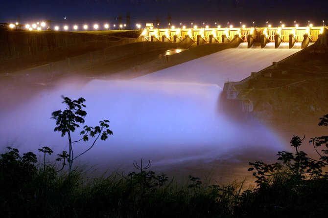 Itaipu Iluminated - Why Itaipu Dam deserves an evening
