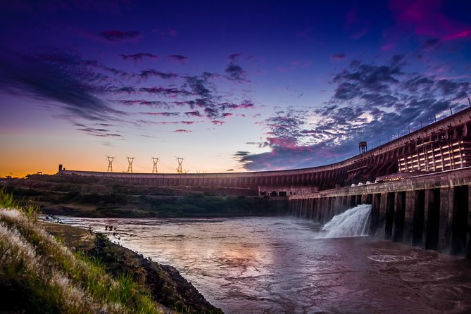 Itaipu Lights Evening Tour - Four details to know before you book