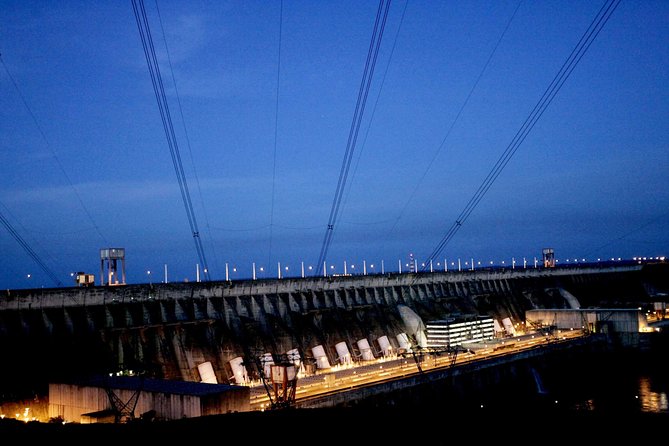 Itaipu Lights Evening Tour - Who will enjoy this tour most?