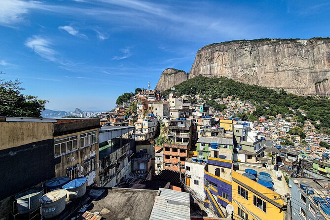 Jeep'n'Culture: Rocinha Favela and Tijuca Rainforest Tour - The visitor center and the forest story