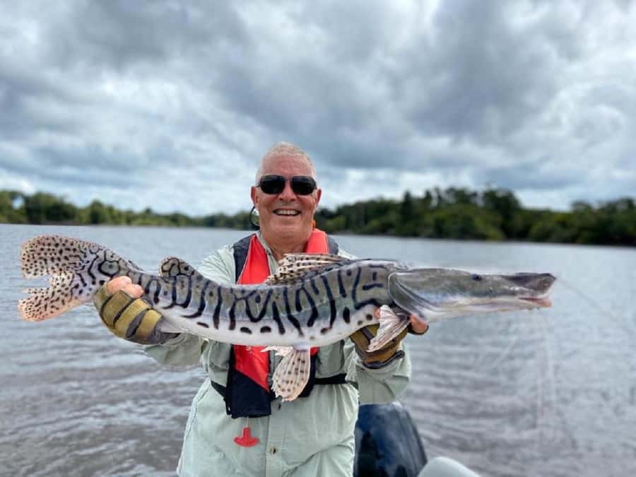 Manaus : A day of fishing on the Rio Negro - Leaving Manaus at 7:30 a.m.