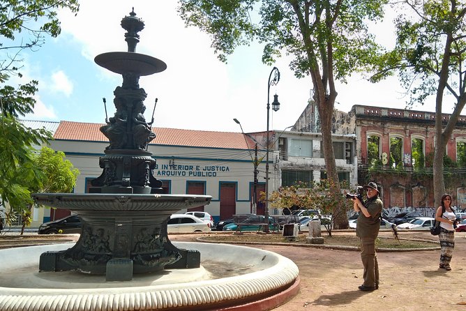 Manaus Full Day Tour, Opera House, Botanic Garden & Beach - Praça de São Sebastião and the old center