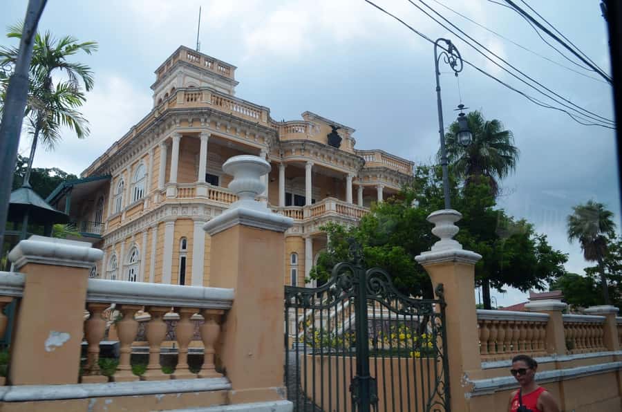 Manaus: Half-Day City Tour - Manaus markets, local food, and ordinary city life