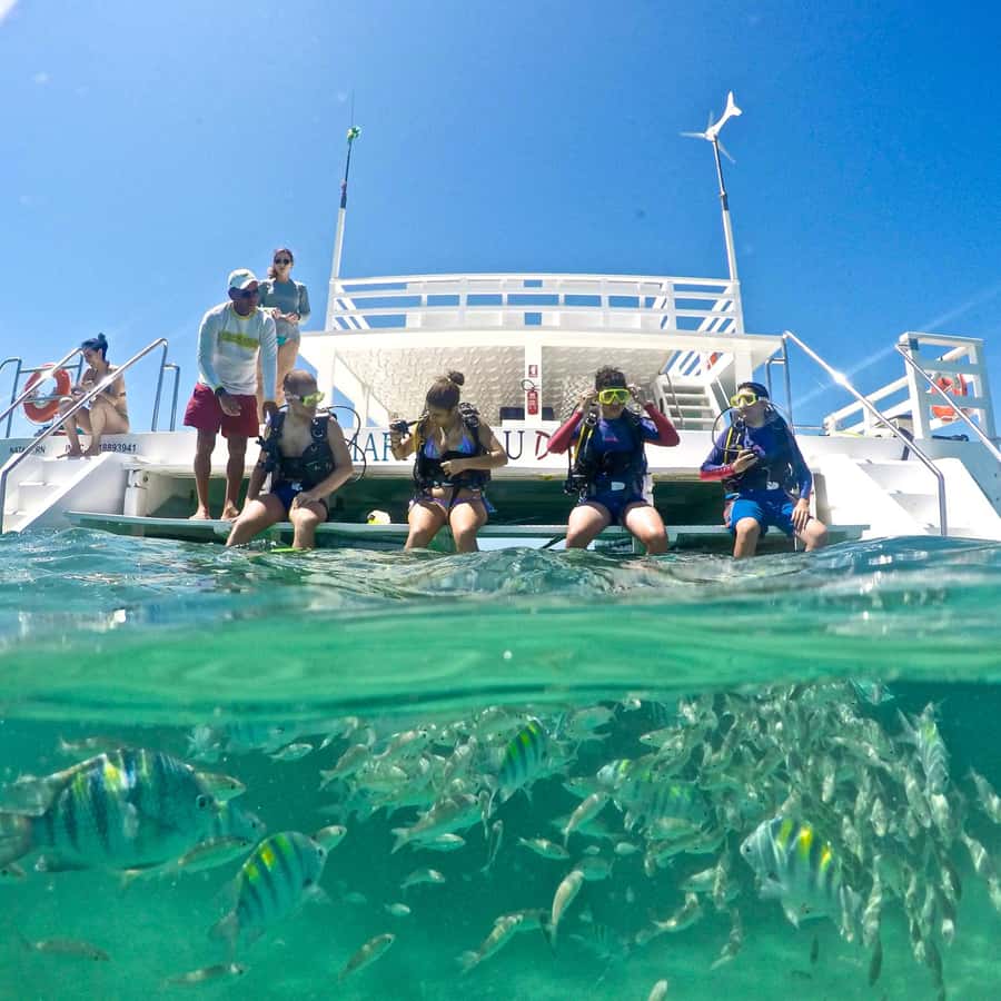 Maracajau Parrachos Reef: Mask and Snorkel swim adventure - The 20-minute boat ride to Parrachos