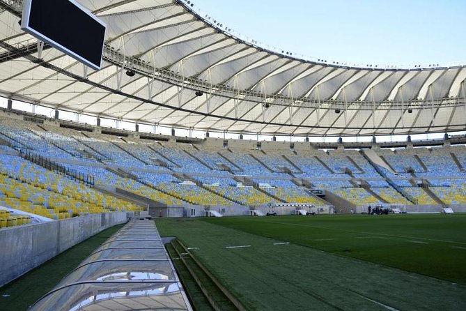 Maracanã Behind the Scenes - The 9:00 am pickup and small-group format