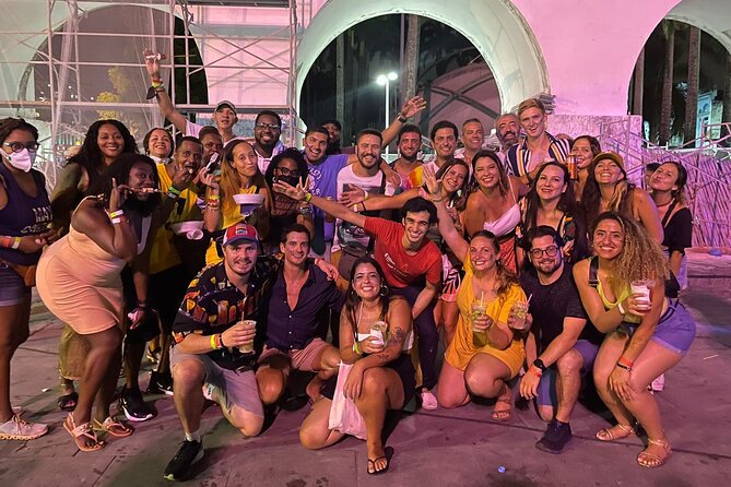 More than a Pub Crawl: An Authentic Night Experience in Rio - Why Lapa is the right setting for a night out