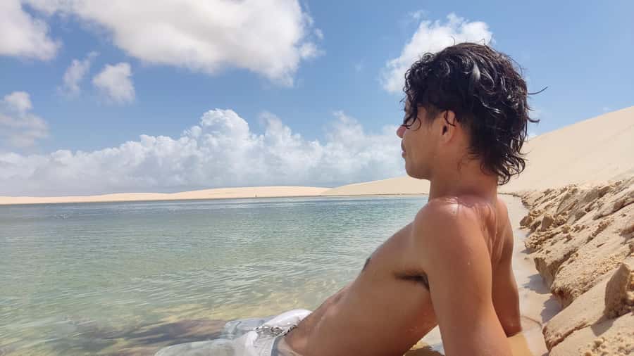 Morning tour at Lençóis Maranhenses (Lagoa Azul) - Walking across the dunes to the first view