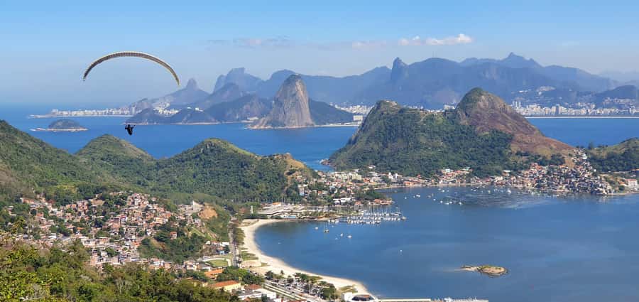 Niterói: Paragliding Experience with GoPro Photos and Video - Key points at a glance