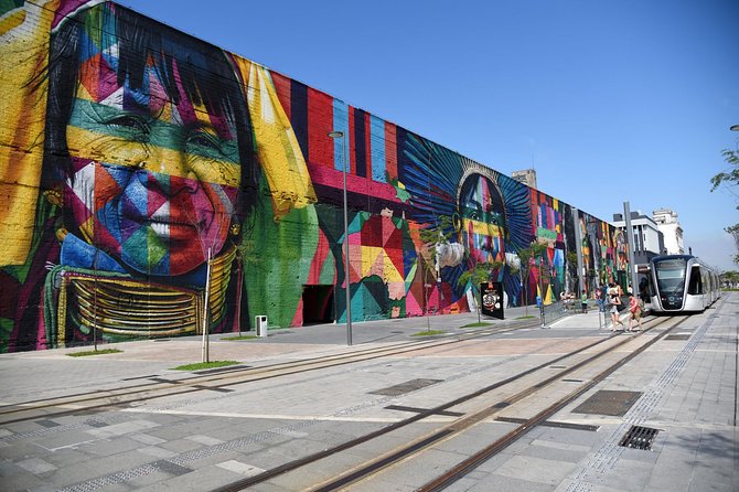 Olympic Boulevard, Museum of Tomorrow & Historical Rio - Olympic Boulevard and the Etnias mural