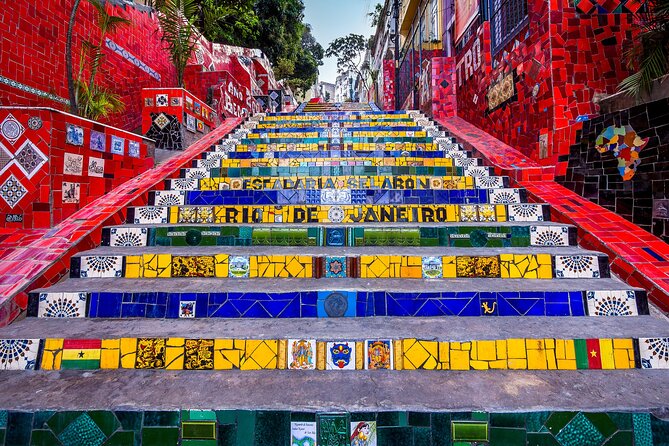 One Day Tour in Rio: Christ, Sugar Bread, Lunch and City Tour - Sambadrome: where Carnival becomes architecture