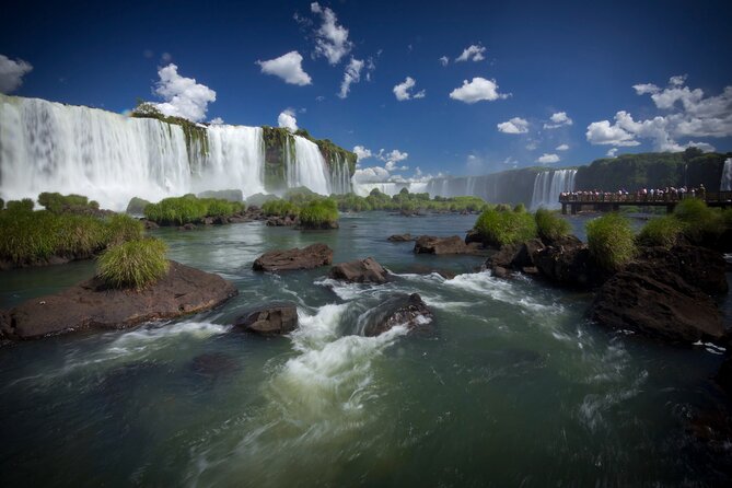 One day tour of two waterfalls in Brazil and Argentina - Why seeing both sides of Iguazu Falls matters