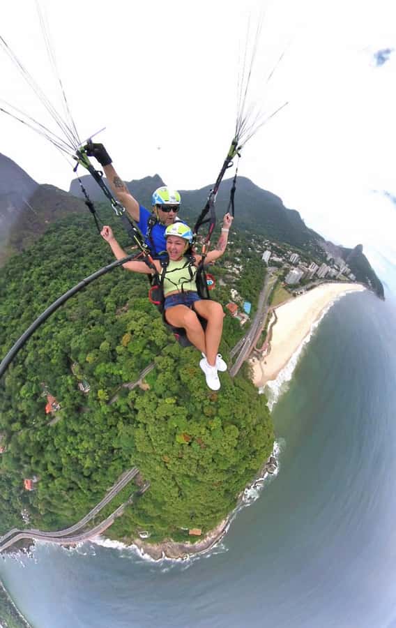 PARAGLIDING FLIGHT IN SÃO CONRADO - RIO DE JANEIRO - What to wear and what to leave behind