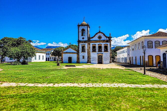 Paraty City Sightseeing Tour - Ending with cachaça at Cachacaria Cana Caiana