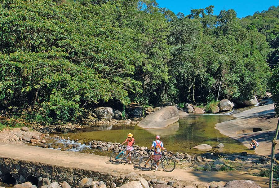 Paraty: Half-Day Bike Rental - Picking up the bike at Av. Roberto Silveira