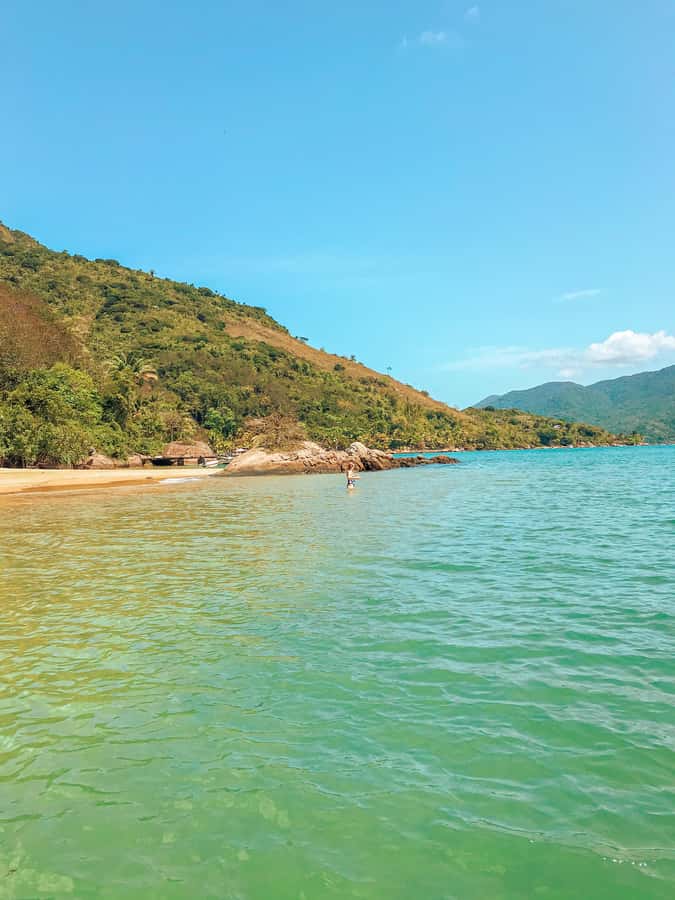 Paraty: Saco do Mamanguá Speedboat Tour - The surprise stop and late-afternoon finish