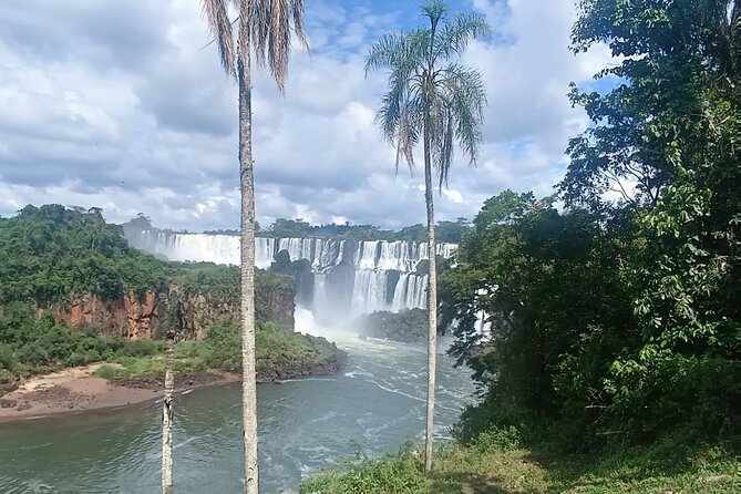 PARTICULAR TOUR of 2 days in the Iguassu Falls side BRA and ARG - Who will like this tour most