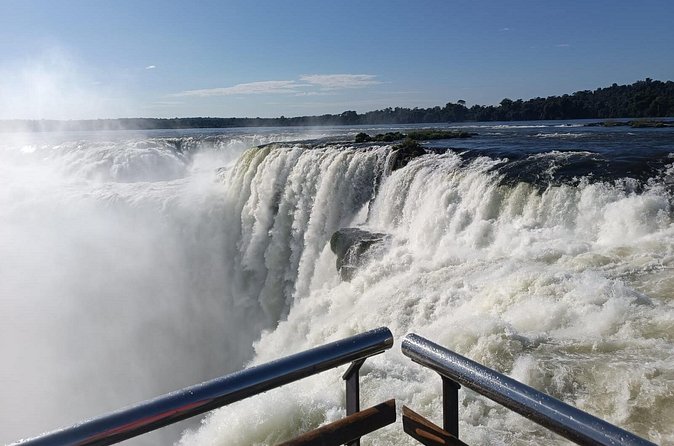 PARTICULAR TOUR of 2 days in the Iguassu Falls side BRA and ARG - Booking details that matter