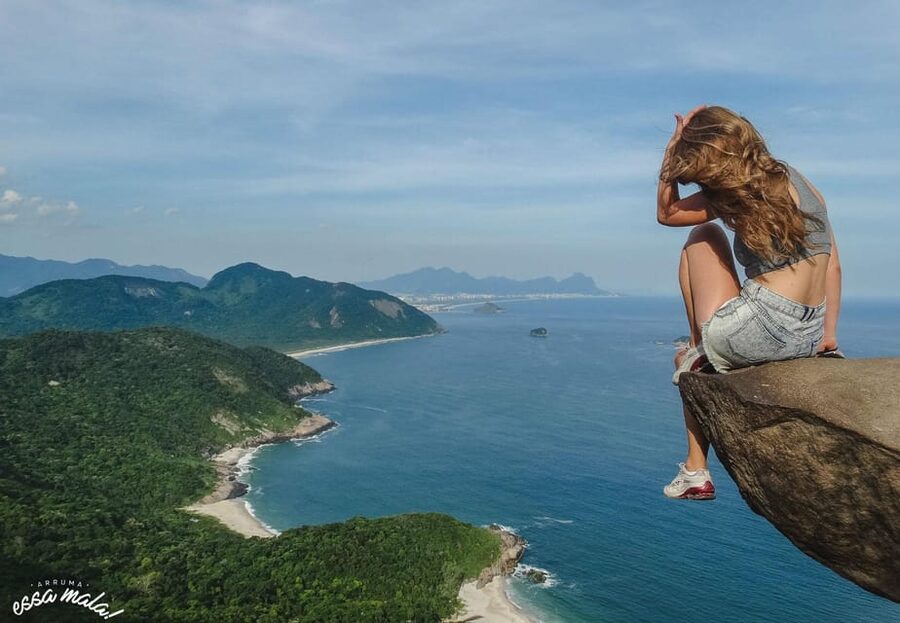 Pedra do Telégrafo: Nature Excursion and Scenic Walk - Walking Morro do Telégrafo to the main viewpoint