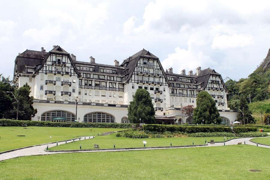Petrópolis Tour departing from Rio de Janeiro - Starting in Rio: pickup and the long road north