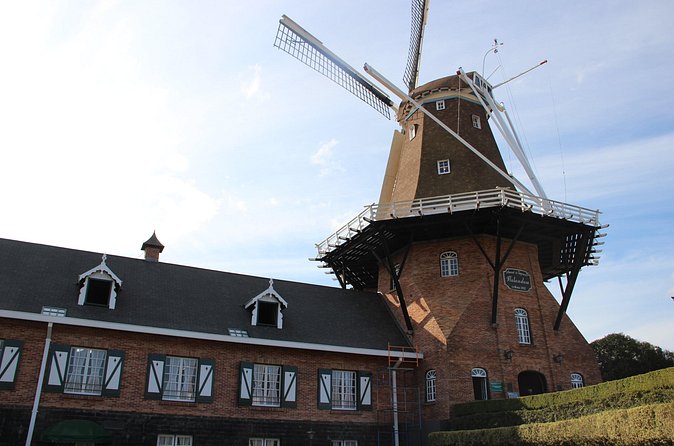Piece of Holland Full-Day Tour in the Interior of Paraná - Castrolanda Cultural Center and Its Huge Mill