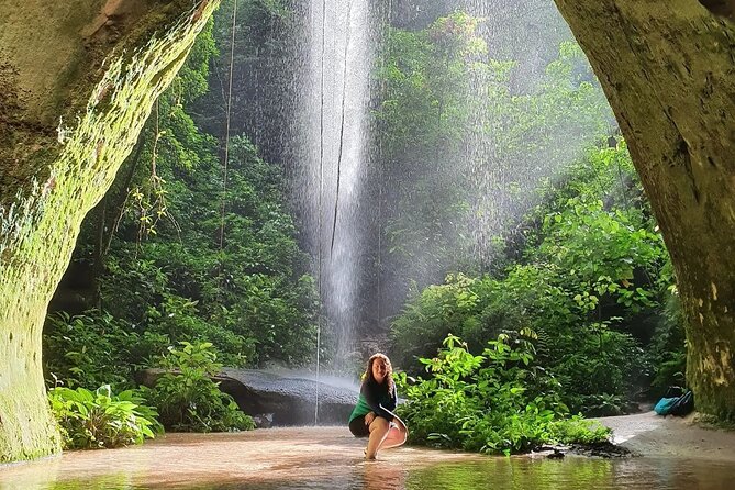 Presidente Figueiredo Tour - Maruaga Cave and the First Jungle Walk