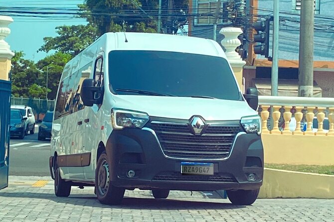 Private 24-hour van service Airport to hotel in Manaus - Arriving in Manaus with a name sign