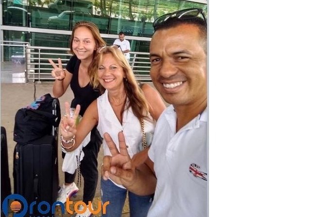 Private Car Transfer - Airport governor Aluízio Alves for christmas - Why the private format works well for three people