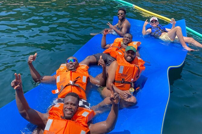 Private Catamaran Tour - Velas do Rio - Flamengo, Botafogo, and Urca From the Bay
