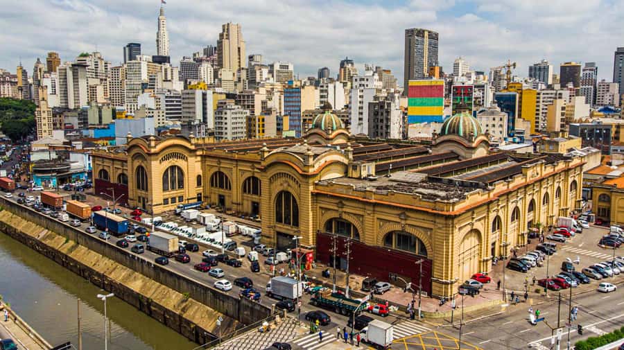 Private Customizable City Tour of São Paulo - Liberdade brings a different cultural note