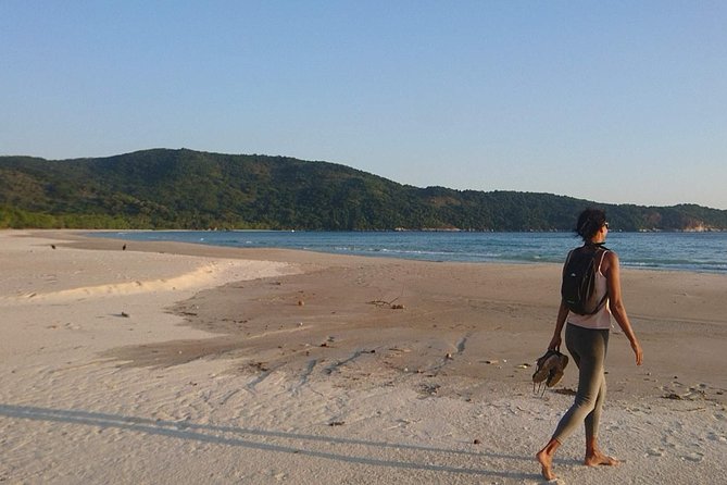 Private Hike on the Pirates Route + Lopes Mendes - Ilha Grande - RJ - The guides and what they add