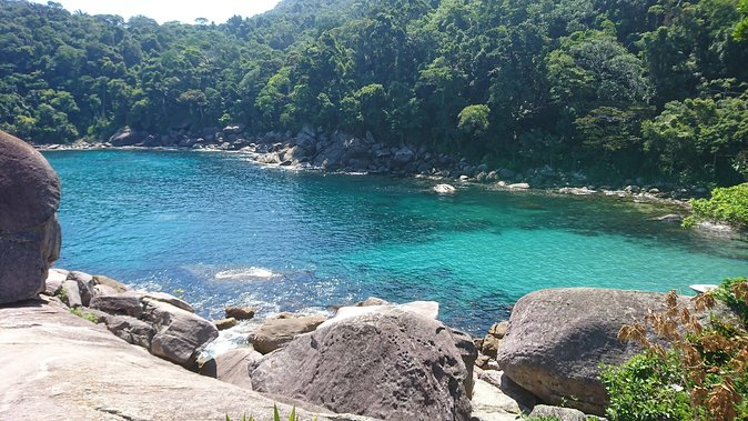 Private Hike on the Pirates Route + Lopes Mendes - Ilha Grande - RJ - The road to Dois Rios and the route’s tougher side