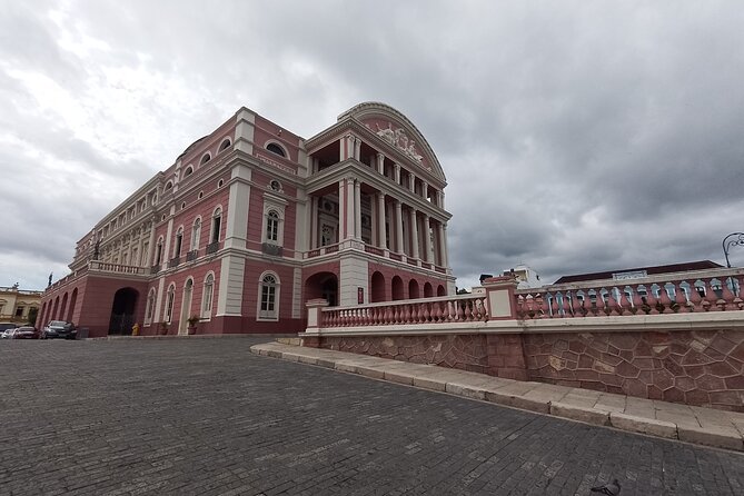 Private Historic City-tour through the centre OF Manaus - Rio Negro Palace and changing access