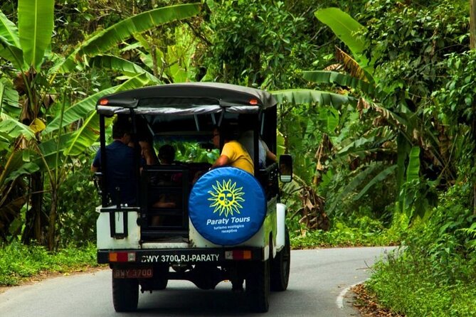 Private Jeep Tour with All Prices Included by PARATY TOURS - Engenho D’Ouro explains how cachaça is made