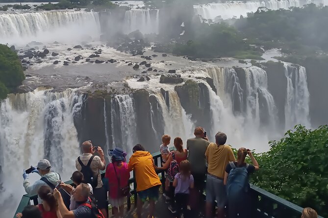 PRIVATE TOUR in Iguassu Falls on the Argentine side - The early hotel pickup in Foz do Iguacu