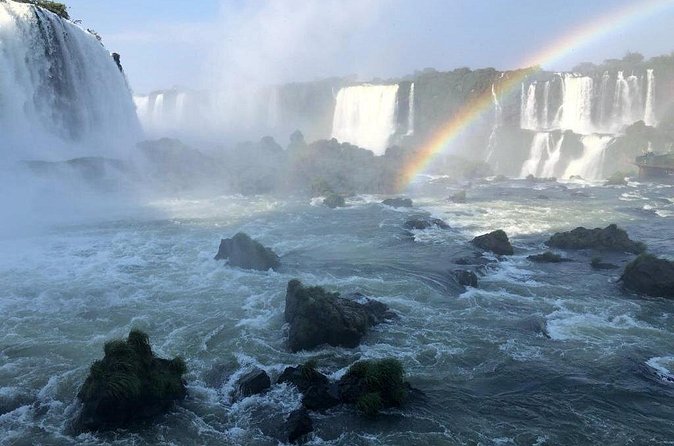 Private tour of Iguacu Falls Brazil and Argentina 1 day. - Border crossing without losing the day