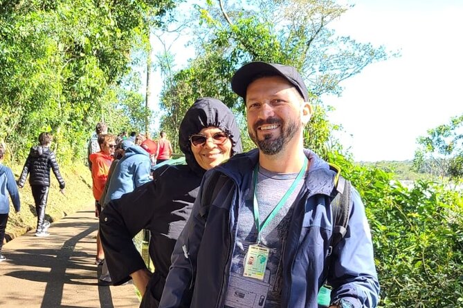 Private tour on the Argentinean waterfalls - Devil’s Throat puts you beside the falling water