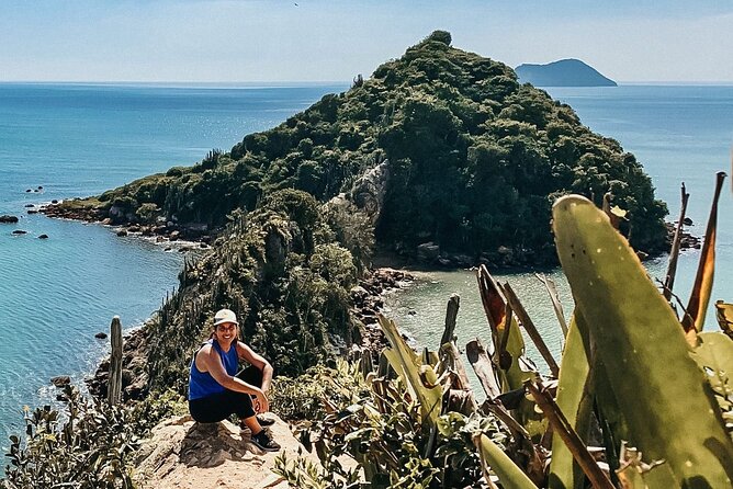 Private walk through Mangue de Pedras and Ponta do Pai Vitório - What the $37.25 price really covers