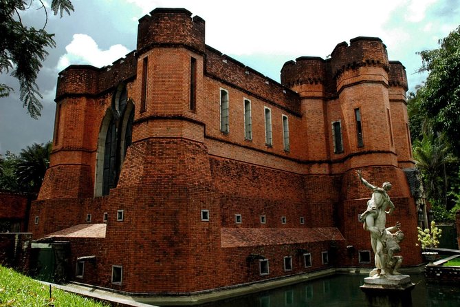 Ricardo Brennand Institute with Transfer from Recife - Why the Ricardo Brennand Institute feels different