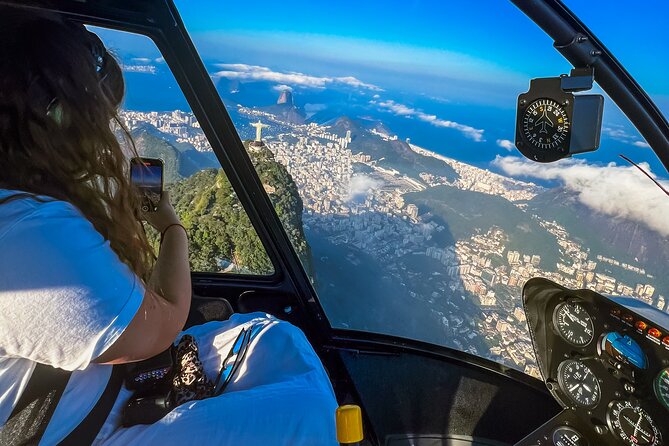 Rio: 25 minute helicopter flight with Christ the Redeemer and Beaches - Weight limits and participation rules