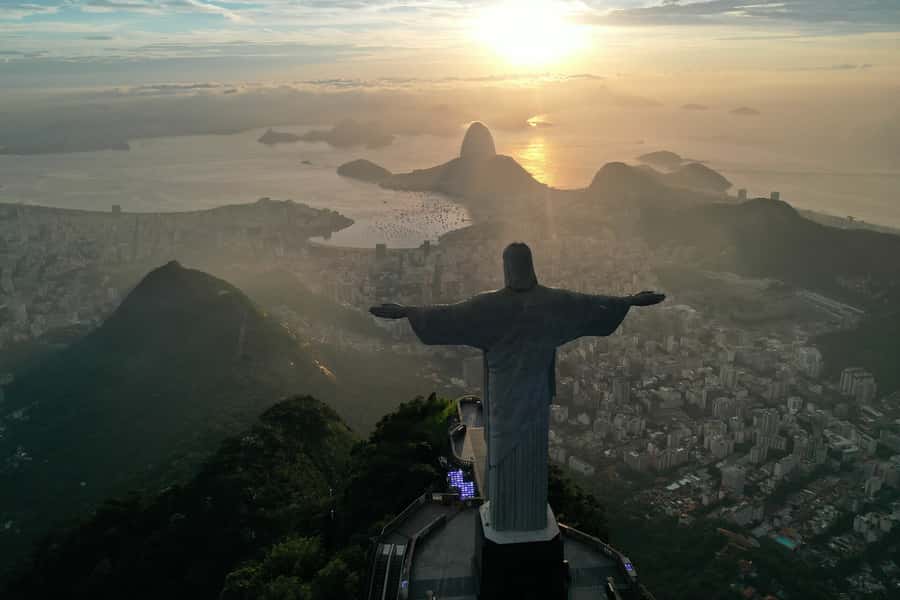 Rio: 5-hour Christ the Redeemer and Sugarloaf Express Tour - Through Tijuca Forest to Corcovado