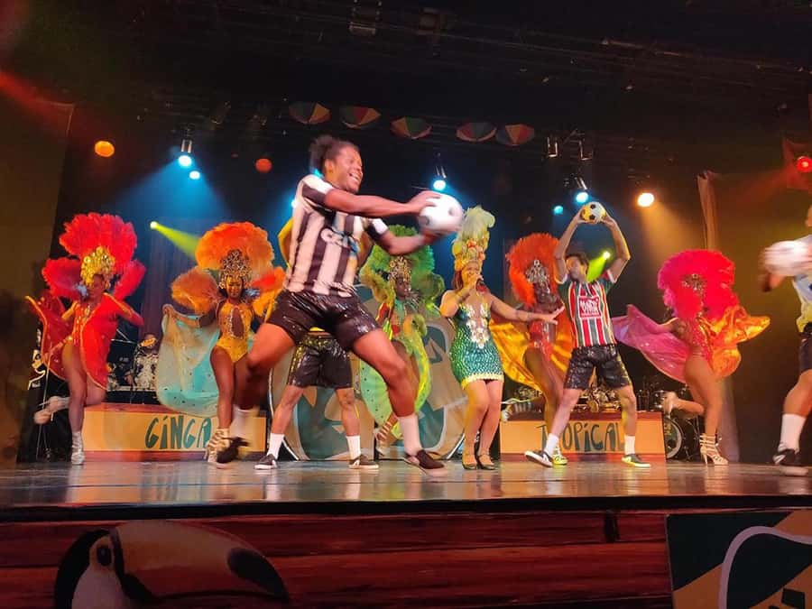 Rio: Access to the Ginga Tropical Samba and Folklore Show - The included samba class changes the mood